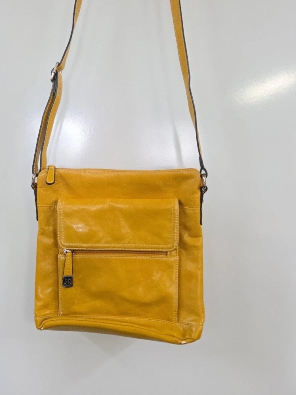 Giani Bernini Leather Crossbody Purse Five Compartment Shoulder Bag Yellow